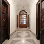 Croce 77 Central