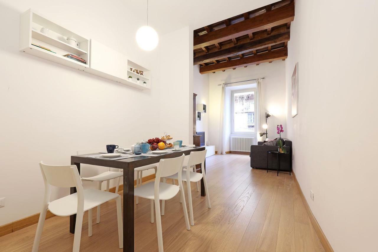 Croce 77 Central Apartment Rom