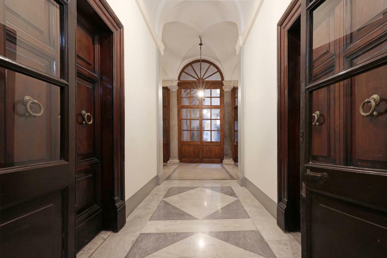 Croce 77 Central * Rom